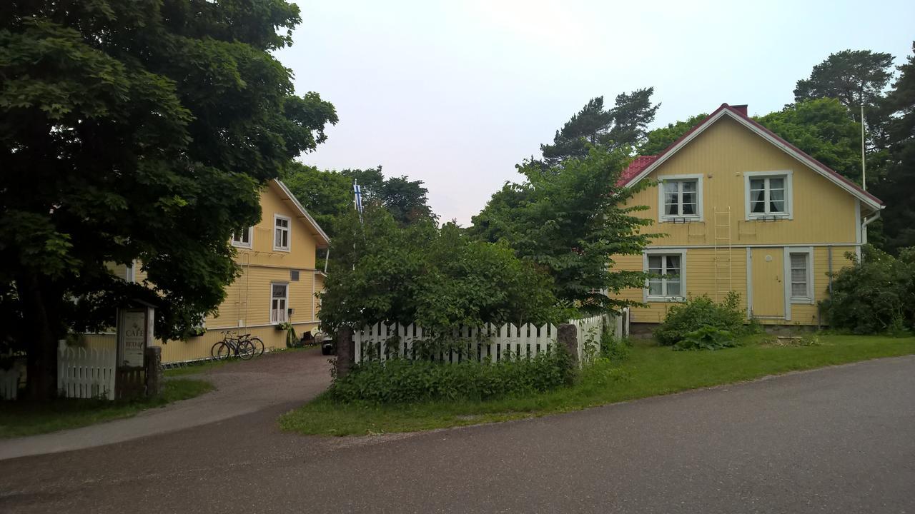 Majatalo Martta Hotell Nagu Exteriör bild